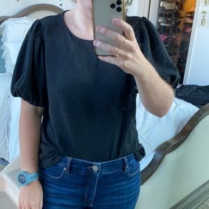 bubble sleeve black shirt